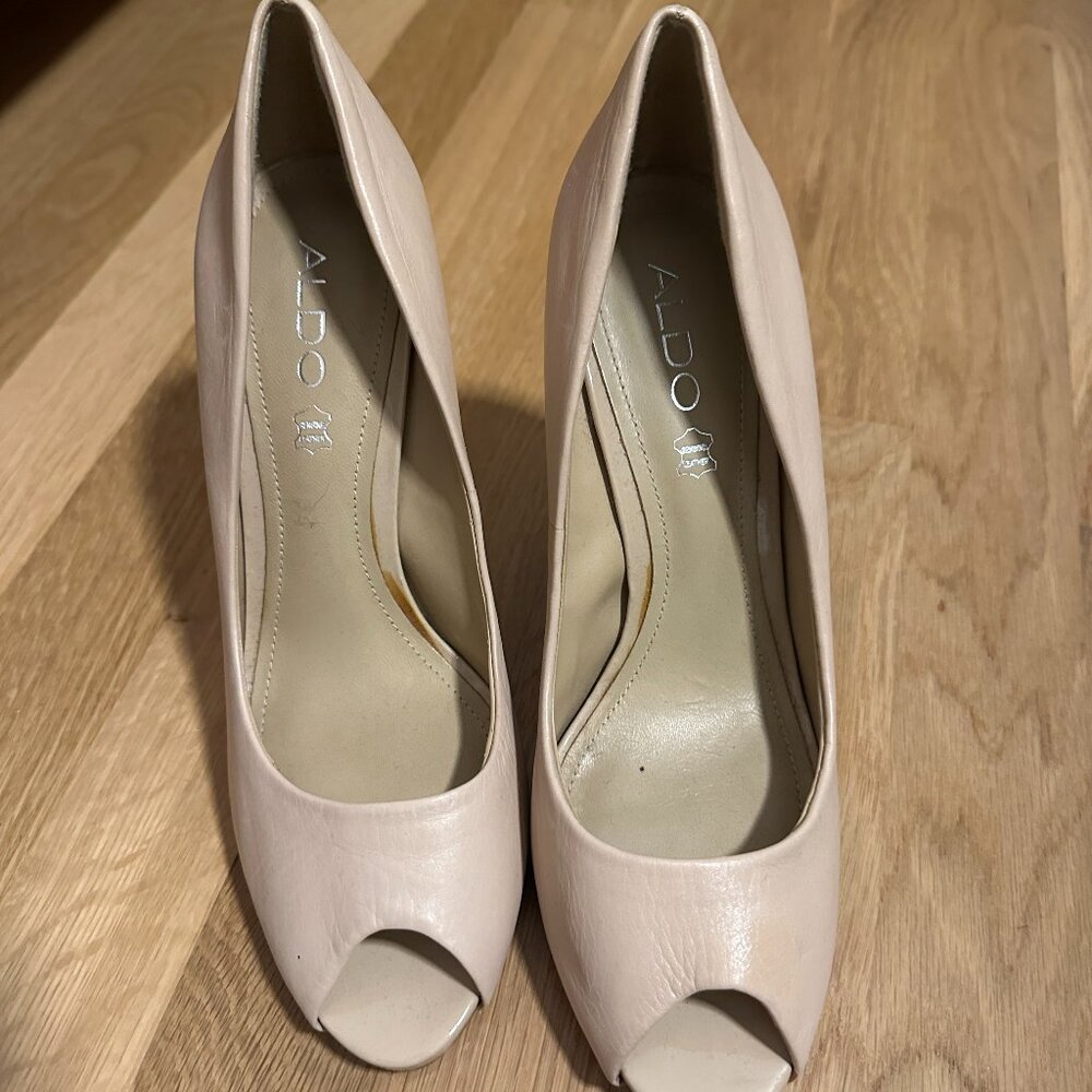 Aldo's Peep toe heels "BAYNE"
